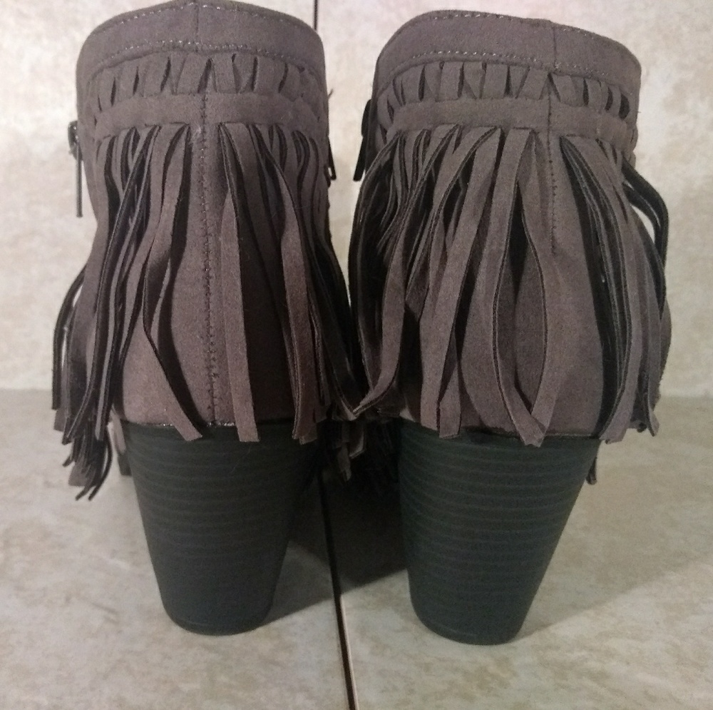 Vanity Booties - Picture 2 of 4